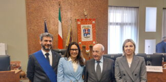 Visita a Vicenza del ministro per le disabilità Alessandra Locatelli. Lode al “modello vicentino” nella cura delle fragilità Il ministro Locatelli (seconda da sinistra), durante la visita in Provincia, assieme al presidente Nardin, a Sante Bressan e all'assessore Lanzarin