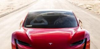 Nuova Tesla Roadster: arriverà nel 2025