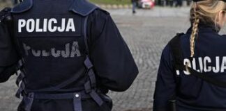 Polonia, auto su pedoni: 17 feriti