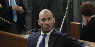 Riccardo Bossi, nei guai il primogenito del Senatùr: indagato per truffa sul Reddito di cittadinanza Riccardo Bossi