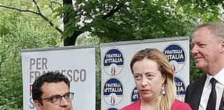 Negozio chiuso per paura a Vicenza, Rucco cavalca il “tema sicurezza” verso le elezioni regionali Francesco Rucco con Meloni e Berlato (foto di archivio)