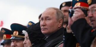 Russia domani al voto, Putin punta all’85%: un’app per controllare gli elettori