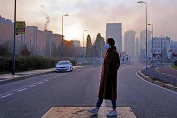 Smog, in periferie più danni a salute, tassi decesso quasi doppi
