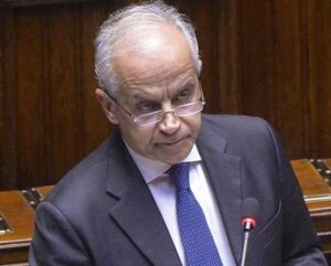 Il ministro dell'Interno Piantedosi