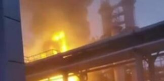 Ucraina, attacchi con droni in Russia: in fiamme raffineria di petrolio