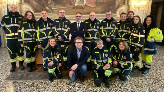 La squadra di Protezione Civile Comunale di Vicenza con il Sindaco Possamai