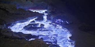 Cade nel vulcano per un selfie, turista 31enne muore in Indonesia