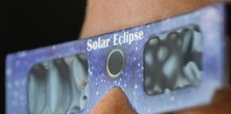 Eclissi solare 8 aprile, tutti in viaggio in Usa per vederla