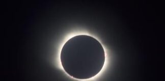 Eclissi solare totale domani 8 aprile in Texas, dove vederla in diretta tv
