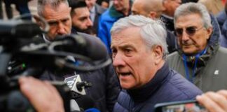 Europee, Tajani si candida: “Mi batterò senza risparmiarmi” Antonio Tajani