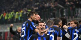Inter campione d’Italia, Milan battuto 2-1 nel derby: scudetto nerazzurro