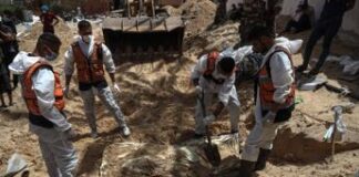 Israele-Gaza, fosse comuni a Khan Yunis: Onu chiede inchiesta indipendente