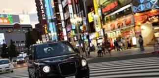 Koelliker torna al Fuorisalone portando in Italia il TX di LEVC