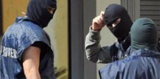 Mafia e voto di scambio a Palermo, arrestato l’ex consigliere comunale Mimmo Russo