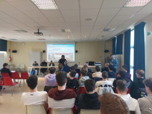 La presentazione del via ai progetti agli studenti