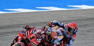 MotoGp Jerez, Bagnaia trionfa davanti a Marquez: Martin k.o.