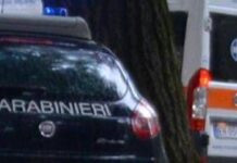 Napoli, aggredisce compagno di scuola con un martello: arrestato