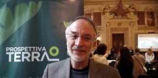 Prospettiva Terra, Mancuso: “Alberi strumento risolutivo per cambiamento climatico”