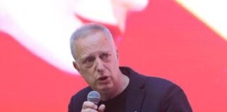 Scurati a Che tempo che fa: “Trascinato nella lotta nel fango”