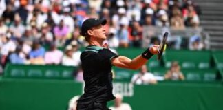 Sinner batte Struff 6-4, 6-2: Jannik ai quarti di finale di Montecarlo