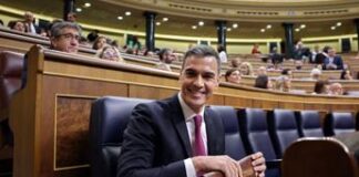 Spagna, Sanchez: “Ho deciso di proseguire con tutta la forza alla guida del governo”