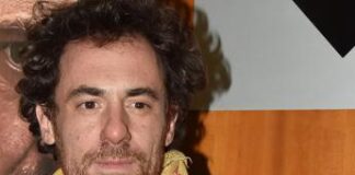 Stipendi troppo bassi, attori e doppiatori portano Netflix in tribunale