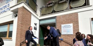 Innovazione e tradizione nel Brazzale Science Nutrition & Food Research Center inaugurato con i fratelli Brazzale e la prof. Monica Bononi (Università di Milano) Taglio del nastro del Brazzale Science Nutrition & Food Research Center