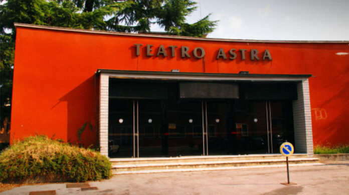 adunata alpini teatro astra vicenza