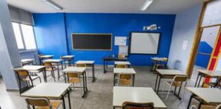 Terremoto Napoli, oggi scuole chiuse a Bagnoli e Fuorigrotta