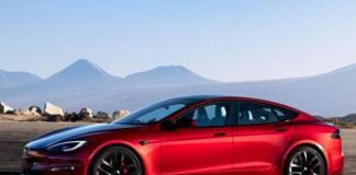 Tesla e BYD: le auto elettriche non convincono Wall Street