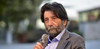 Ticket a Venezia, l’ira di Cacciari: “Folle e illegittimo, invito a non pagare”