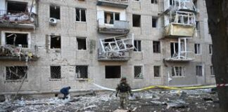 Ucraina, 6 morti e 10 feriti in attacco russo a Kharkiv
