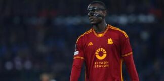 Udinese-Roma, malore per Ndicka: partita sospesa