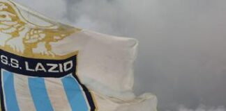 Ultras Lazio tentano assalto tifosi Juve all’Olimpico, cinghiate a poliziotto