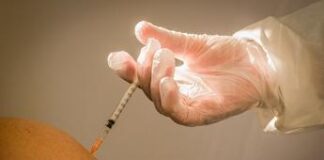 Vaccini, Rizzo (UniPi): “Rischio più elevato di polmonite invasiva in bimbi e over 65”