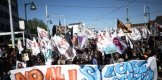 Venezia, primo giorno con il ticket d’ingresso: 110mila arrivi tra le proteste