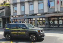 La Guardia di Finanza scopre cinque lavoratori in nero: maxi sanzione per ristoratore di Orgiano La Guardia di Finanza di Vicenza ha scoperto 5 lavoratori in nero e sanzionato ristoratore di Orgiano