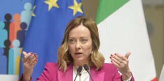 Votate Giorgia, La Repubblica: “Il nome sulla scheda non è vietato ma per i giuristi c’è il rischio ricorsi” meloni votate giorgia