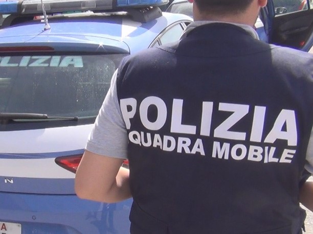 Squadra Mobile: arrestati due albanesi con 13 kg di cocaina