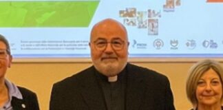 Angelelli (Cei): “Italiani più poveri, spesa privata nel 2022 oltre i 40 mld”