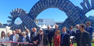 Arte e riciclo, presentata l’opera Terzo Paradiso Recycling