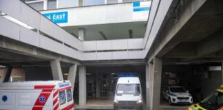 Attentato a Robert Fico, “prossime 48-72 ore cruciali” per premier slovacco