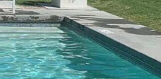 Castel Volturno, 15enne si tuffa in piscina e muore