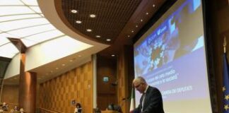 Cida-Censis, quasi il 50% di chi sente ceto medio vive timore declassamento