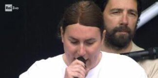 Concerto primo maggio, Elisa sul palco: “Io trans, sbagliata per la società”