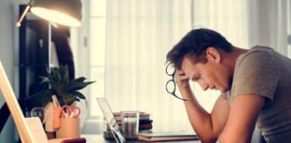 Eurispes, 57% italiani arriva a fine mese con difficoltà: pesano bollette e affitto