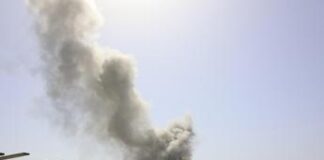 Gaza, media: “Raid Israele su moschea: 16 morti, 10 sono bambini”