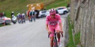Giro d’Italia, Pogacar vince 15esima tappa: show della maglia rosa
