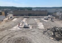 IEG, riqualificazione quartiere fieristico vicentino. Mario Vescovo, direttore IEG del plant di Vicenza: completata demolizione padiglione 2 IEG, demolizione padiglione 2 quartiere fieristico di Vicenza