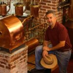 Jacopo Poli racconta come ha raccolto l’eredità di Giobatta: la grappa griffata dall’altopiano di Asiago al mondo intero via Schiavon Jacopo Poli